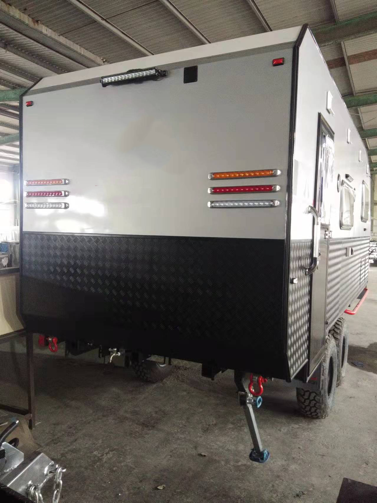 Explorer-19TB Caravan