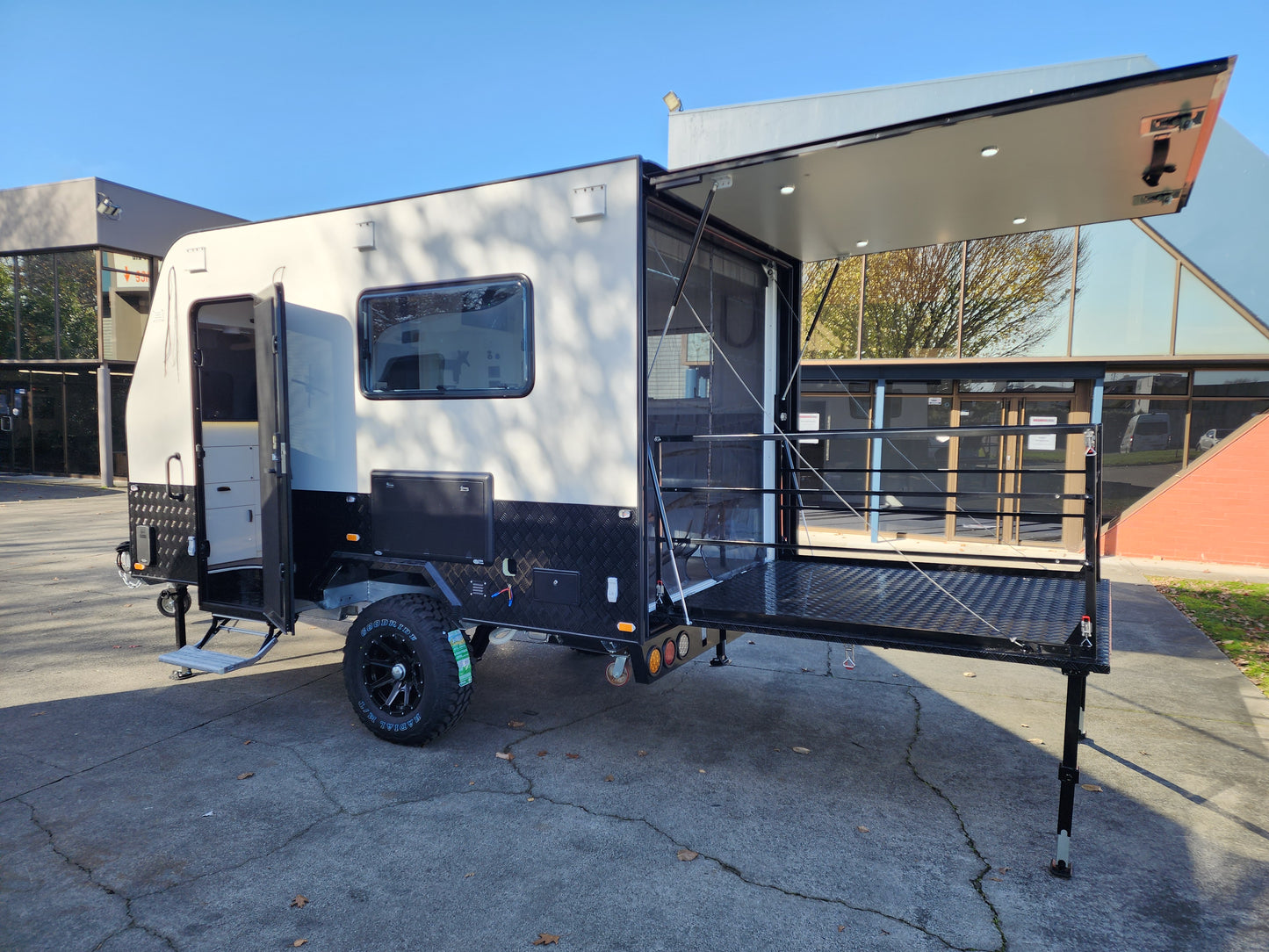 Toy Hauler-12