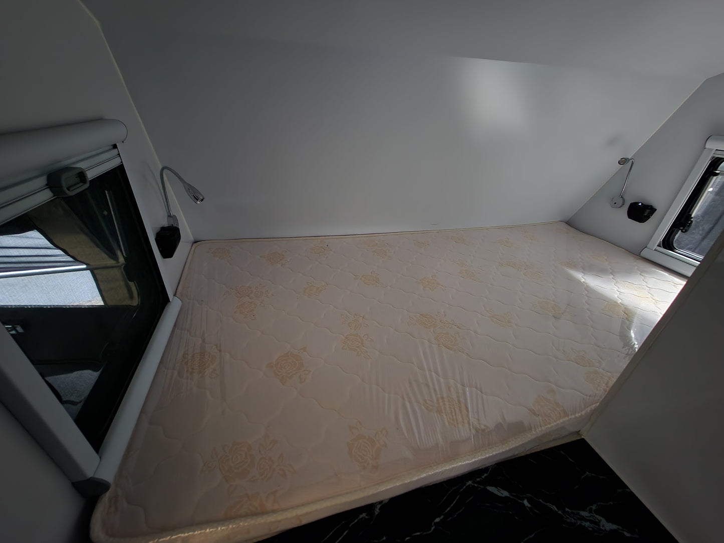 Explorer-13B Caravan