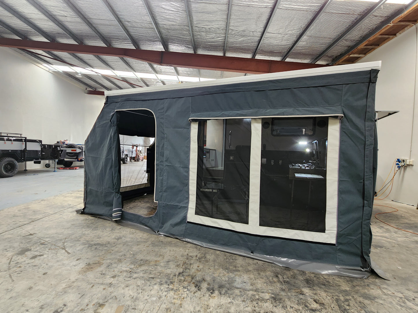 Explorer-13B Caravan