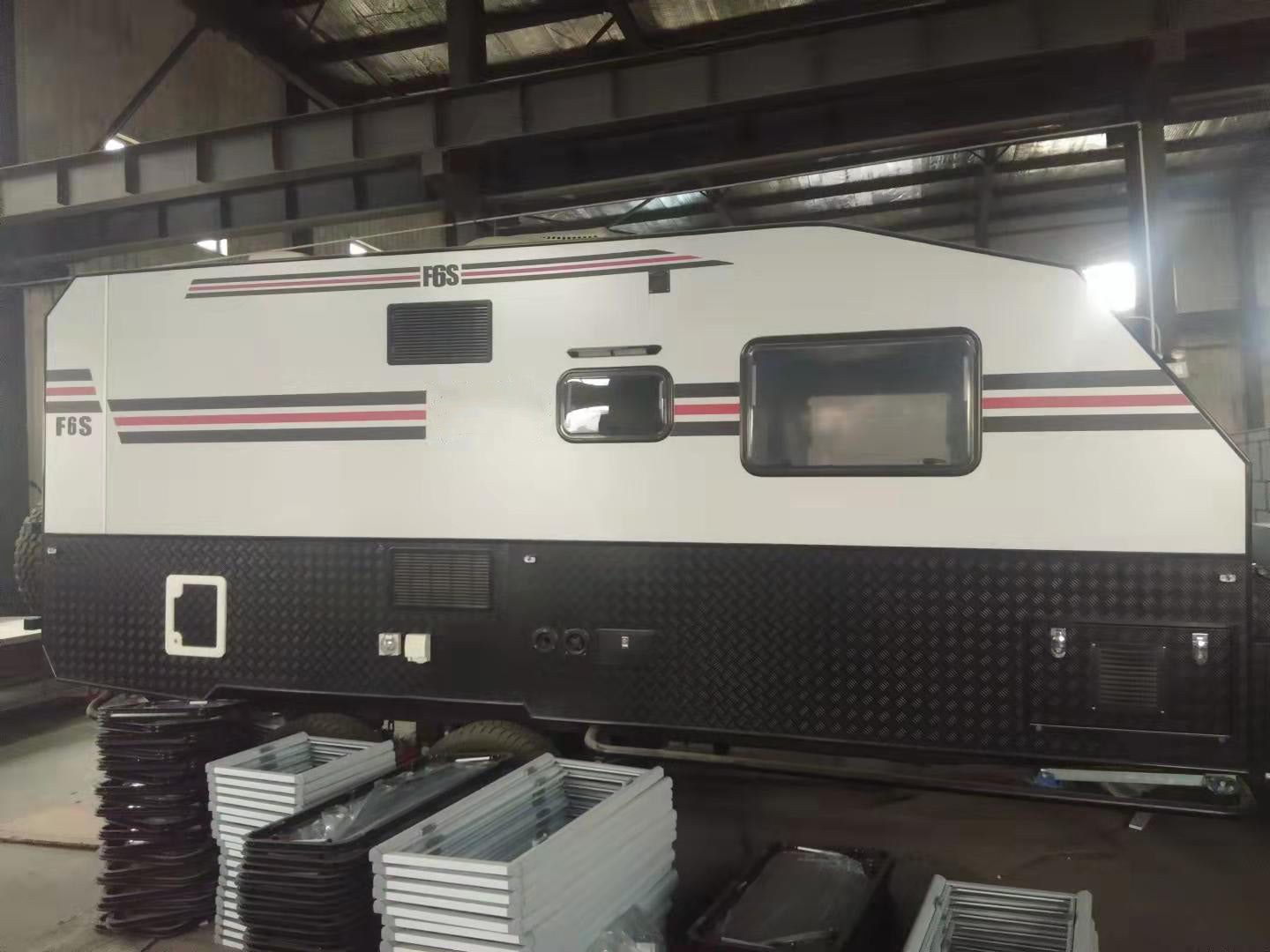 Explorer-17DB Caravan