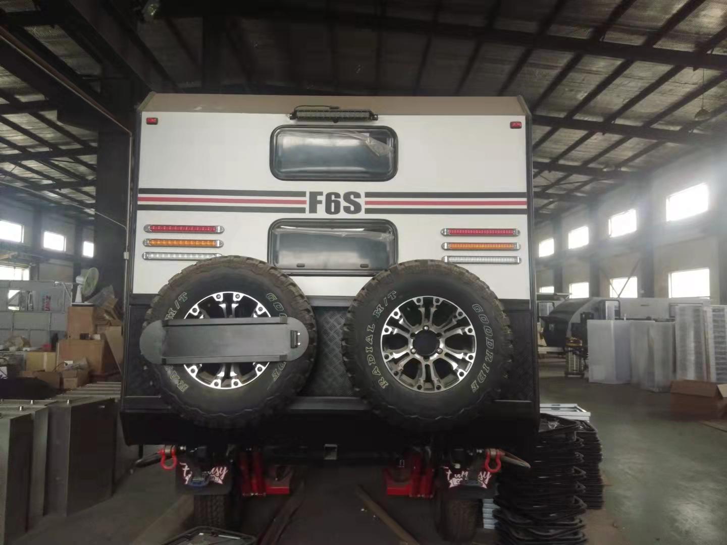 Explorer-17DB Caravan