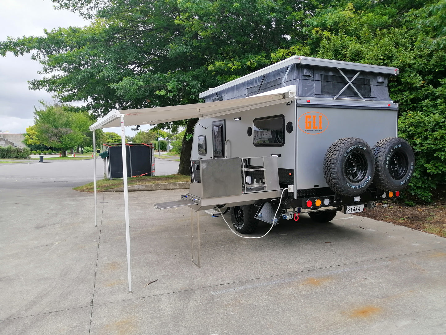 Explorer-13B Caravan