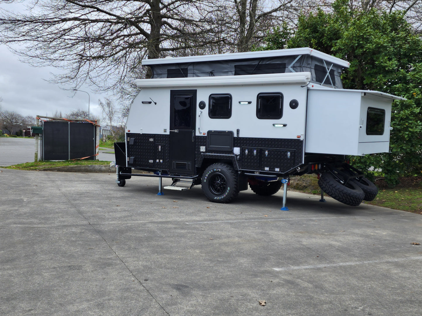 Explorer-13A Caravan